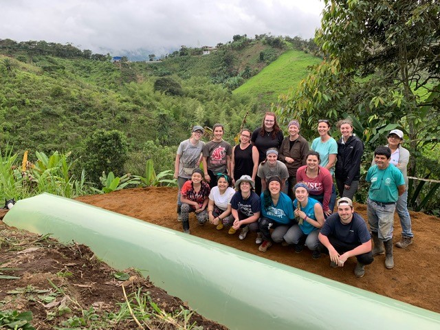 Discover Ecuador students (SOE 492) after installing a Biodigester.